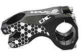 ★ Función: manejar más flexible, peso ligero, más fácil de fuerza cuando se escala, el funcionamiento es cómodo, este es por lejos uno de los mejores tallos de bicicleta de aleación de aluminio forjado CNC que está disponible para todas las bicicletas de montaña. El tallo de aleación de aluminio forjado CNC es el dispositivo más versátil que nunca se fija a su manillar.