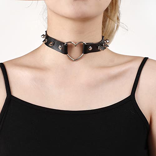 Clyhon Leder Choker Punk Goth Rock Spike Niet Studded Choker Kragen Halskette Frauen Männer Schwarz, Punk Style Love Heart PU Leder Kragenchoker Halskette mit Nieten Akzent versetzt