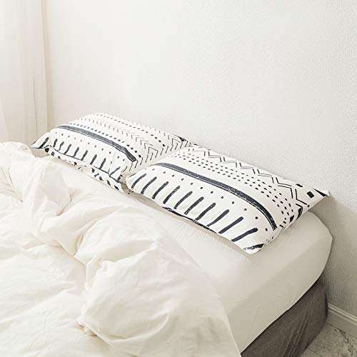 Susybao 100% Cotton Pillowcases King Size Set Of 2 White Aztec Geometric Print Bed Pillow Covers Envelope Closure End Pillow Encasement Home Decorative Soft Cool Comfortable(2 Pack, 20 X 36 Inch) #TOP1