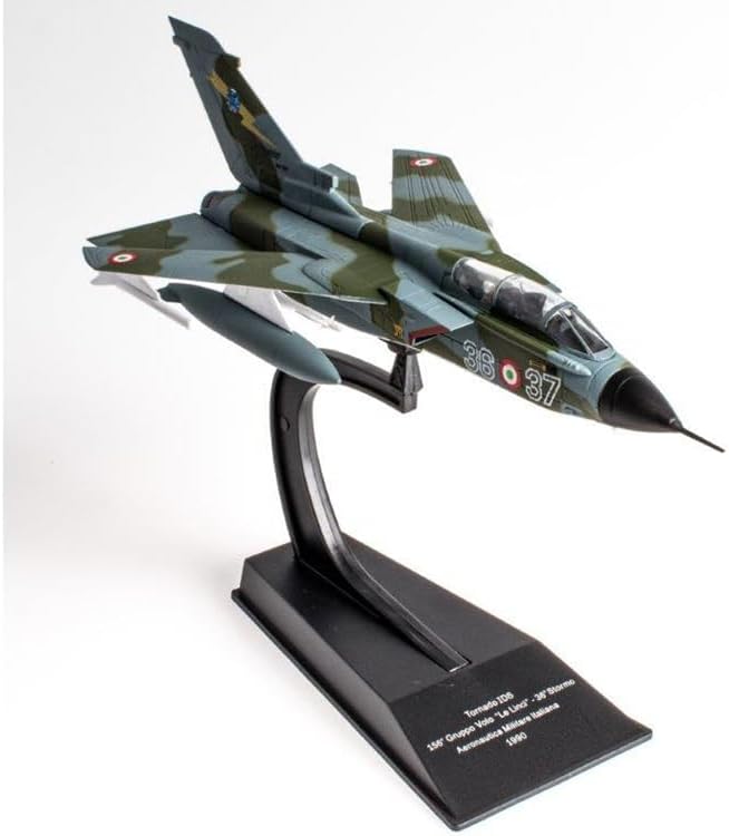Panavia Tornado IDS Aircraft 156 Gruppo 'Le Linci' 36 Stormo (1990) Aeronautica Militare Italiana (Italian Air Force) 1/100 Diecast Model by Hachette Collections HADC03