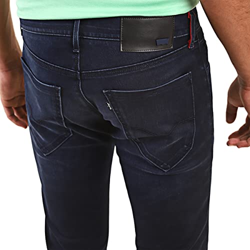 Image of Levi's Men's 65504 Skinny Fit Mid Rise Stretchable Jeans