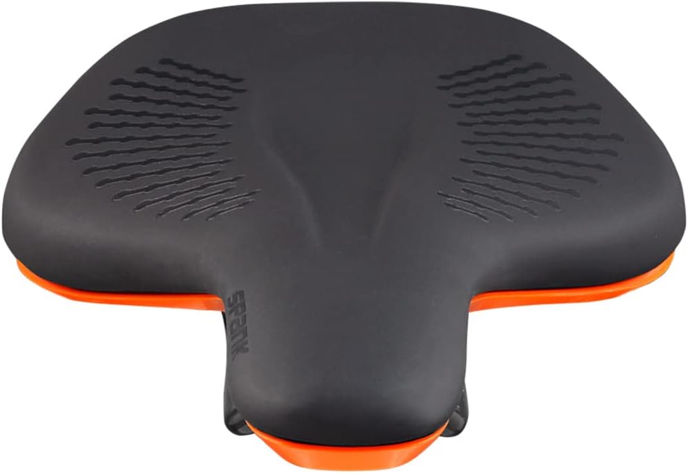 Spank Oozy 220 Saddles: Smooth Surface Contour and Outer Edges Maximize Maneuverability