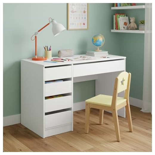 Schlichter Schreibtisch mit viel Stauraum