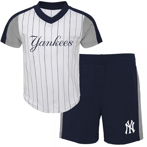 Outerstuff MLB Toddler 2-4 The Line Up Official 2 Piece Short Sleeve T-Shirt & Shorts Set (US Age 4 Years New York Yankees)