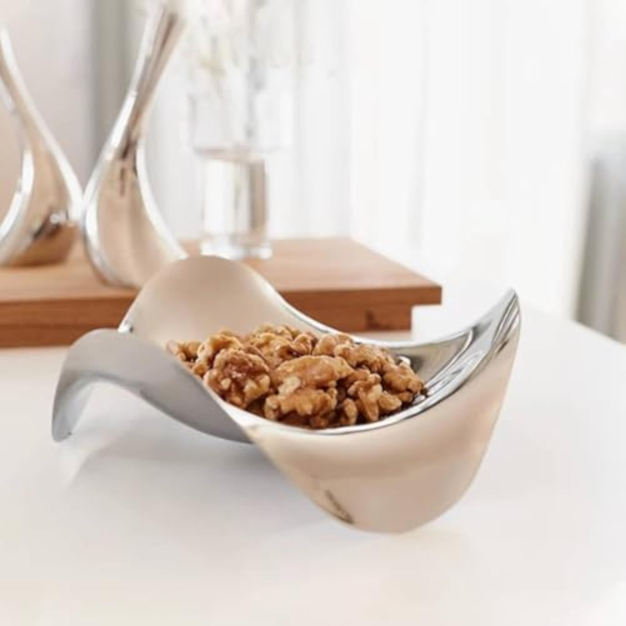 Mirrored Finish Wave-Shaped Stainless Steel Tray