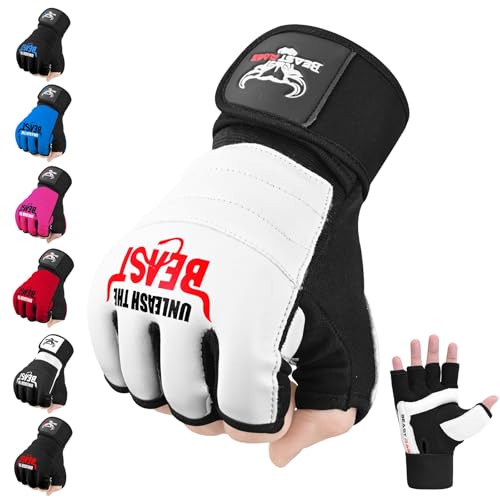 BEAST RAGE Punch Bag Taekwondo Karate Guanti per uomini e donne, Mezzo dito MMA Kickboxing Sparring Arti Marziali Boxe Guanti di formazione - Allenamenti leggeri, Muay Thai, Karav MAGA (Bianco, M)