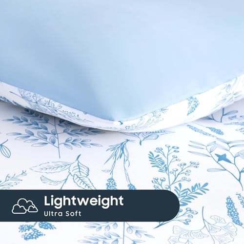 Image of Wake In Cloud - Floral Comforter Set, Botanical Vintage Flower Coquette Cottagecore Aesthetic for Women Teen Girls, Soft Lightweight Dorm Bedding, 3 Pieces, Blue, Full Size