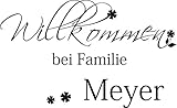 GRAZDesign Abziehbare Wandtattoos - Wandaufkleber Klebefolie Willkommen bei Familie Name - Wanddeko Wandspruch Personalisierte Geschenke Haus / 49x30cm / 720302_30_070