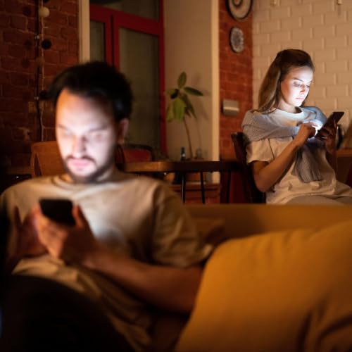 How Couples Slowly Drift Apart Without Realizing It