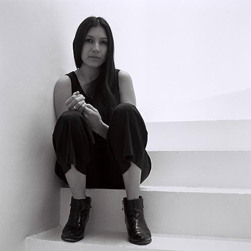 Entrevista | Jazmina Barrera: "Los faros tienen un lenguaje de luz que conmueve, porque es universal"