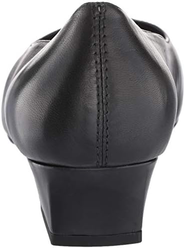 Trotters Women's Doris Pump,Black Kid,7.5 M | Image 2