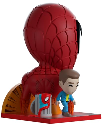 YOUTOOZ Diorama Spiderm-Man Pulling Suit 11Cm, Red - Image 4