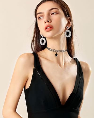 UYRVAPE 4 Stück Stretch halsbänder Schwarz Choker Halskette mit Anhänger Damen Elastische Tattoo Halskette für Mädchen Frauen Teen Geschenk