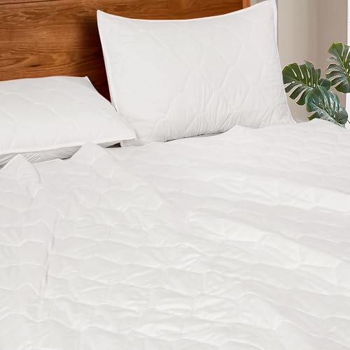 Image of ROYALE LINENS Twin Size 2 pc Quilt Set - Soft Lightweight 100% Microfiber Quilted Set - Solid Bedspread - Quilted Blanket Thin Comforter - Bedding Coverlets for All Seasons (Ivory, 1 Quilt- 1 Sham)