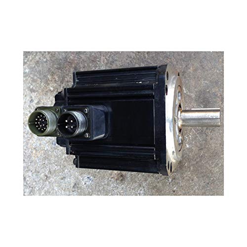 ちばしった目の女性 F50 117.5×91.2㌢