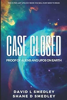 Paperback Case Closed: Proof of Aliens and UFOs on Earth Book
