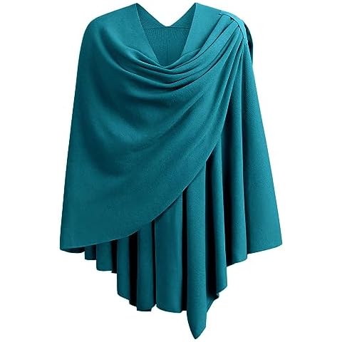 Poncho PULI en tricot Cover