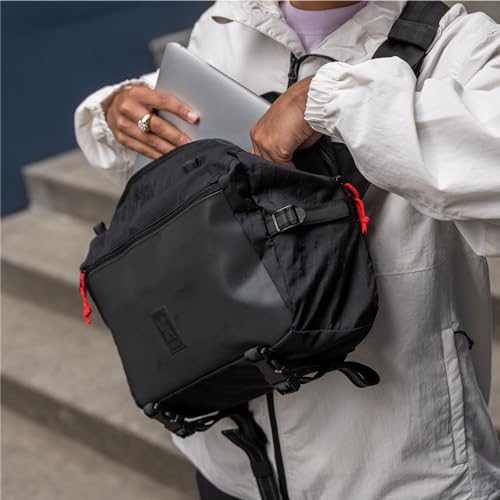 Chrome KADET Cadet Max Body Bag, 3.1 gal (15 L) Reflector