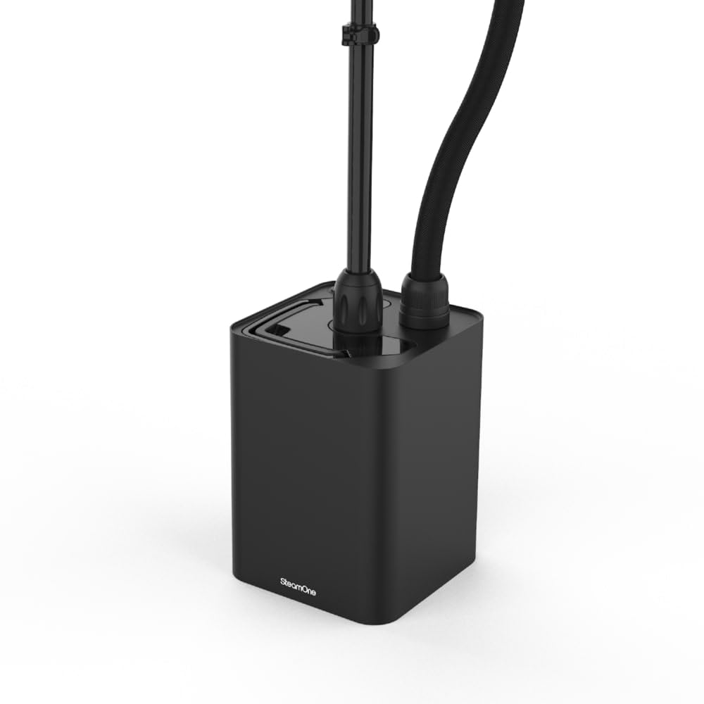 SteamOne - Défroisseur Vapeur Vertical Familys EUKID190B - Fer à Repasser Réservoir 1,8L Puissance 1900W - Efficace et Simple d'Utilisation - Repasse Tissus Délicats - Entreprise Française