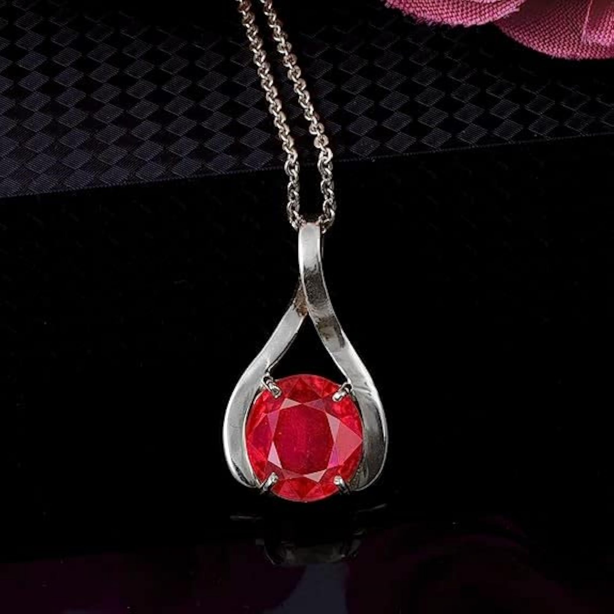 5.25 Ratti Ruby Pendant, AAA Quality Gemstone