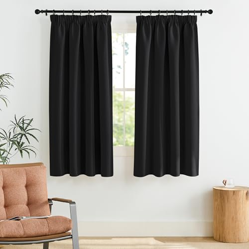 PONY DANCE Cortinas Cortas para Ventanas Termicas Aislantes Frio y Calor, Curtains Blackout Opacas para Salon Dormitorio Cocina con Ganchos 2 Piezas,140x160cm,Negro