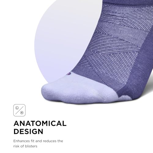 Image of Feetures Elite Golf Max Cushion Tab Ankle Socks - Sport Sock with Targeted Compression