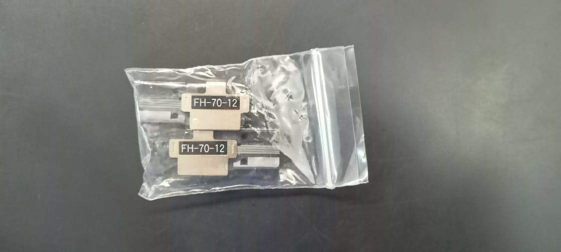 Fujikura 12 Core Fiber Holder Sheath Clamps Fixlure Chuck FH-70-12 for FSM-90R FSM-88R FSM-70R FSM-70R+ splicer