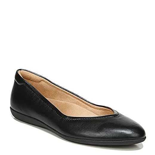 Naturalizer Womens Vivienne Comfortable Slip On Ballet Flats,Black Leather,9M