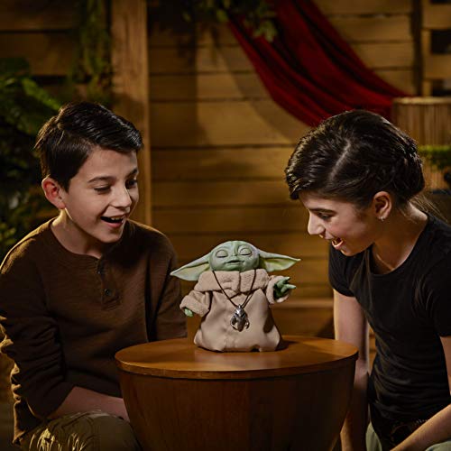 STAR WARS Figura The Child (Baby Yoda) Animatronic Inspirado na Série The Mandalorian - F1119 - Hasb