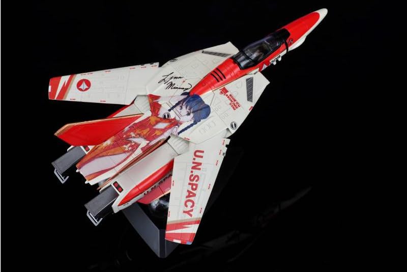 CALIBRE WINGS カリバーウイングス　マクロス　VF-1S 1/72 Amazon.com: Calibre Wings Macross VF-1S Stealth Convention