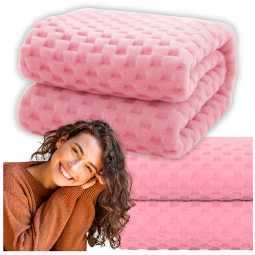 ZOLTA Kuscheldecke 160x200 cm Rosa Wohndecke Tagesdecke Sofaüberwurf warm weich dick geprägtes Muster Oeko-TEX pflegeleicht Geschenk Wohnzimmer...