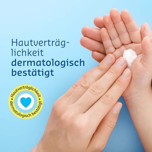 PENATEN Pflegelotion 400 ml, sanfte und schnell einziehende Baby Bodylotion in recycelbarer Flasche, spendet der Haut wichtige Feuchtigkeit und ein angenehmes Hautgefühl, für Neugeborene entwickelt 4