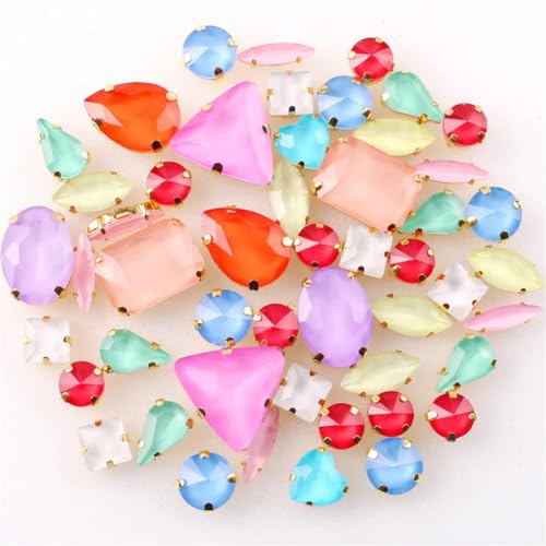 Strass dos plat dorés griffes et formes assorties pour une brillance multicolore