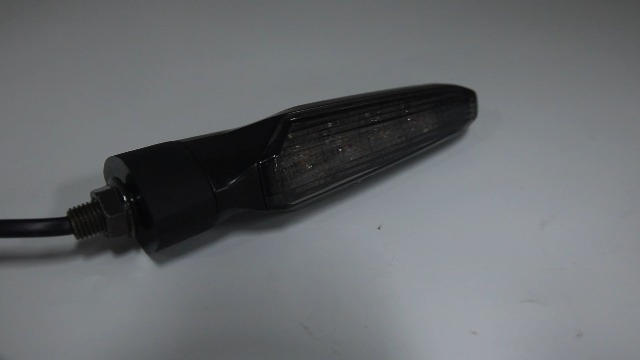 Amazon | オートバイ汎用 高輝度 LED ウインカー/ポジションランプ