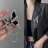 Wendalern Broche papillon en cristal noir Epingle de revers en pierre précieuse à pompon argenté Epingle de collier à chaîne pendante en forme de papillon Epingle de sécurité Bijoux pour femmes filles #1