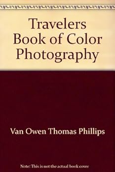 Paperback The travelers' book of color photography Book
