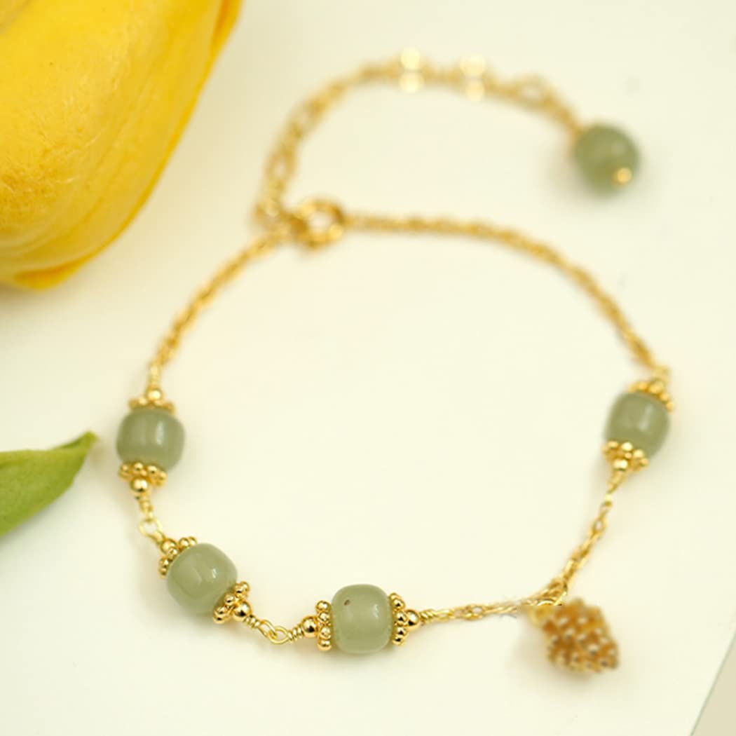Amulette en jade vert et charms Feng Shui en bracelet de cheville pour femme