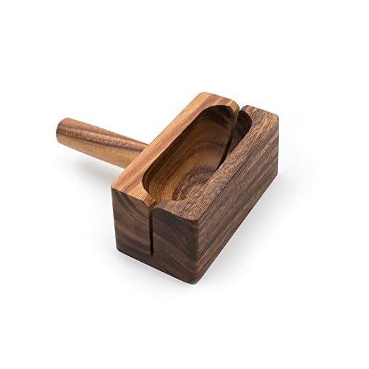 Ironwood Gourmet 28330 Local 338 Bagel Miter, Acacia Wood