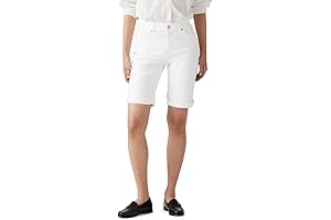 Womens Essential White Bermuda Shorts: A Refined Piece for Summer Escapades