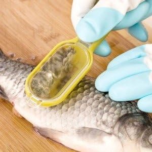 YUTIRITI 1 Pc Fast Cleaning Fish Skin Plastic Scaler Remover Kitchen Tool Peeler Random Color
