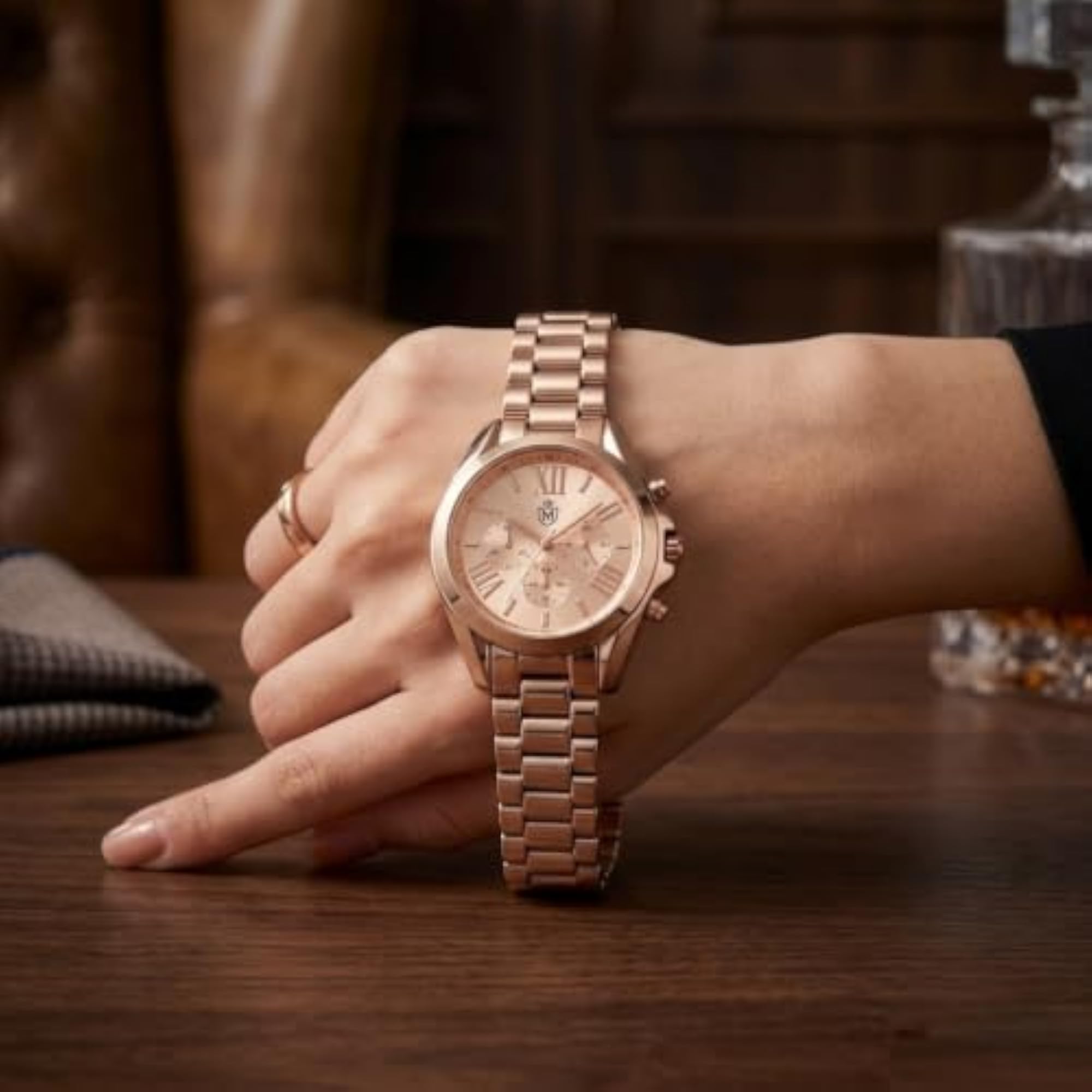 Women's Analog Watch with Stainless Steel Bracelet Strap