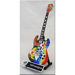 TODD RUNDGREN Guitare Miniature avec médiator UTOPIA FOOL - Les Beatles, Paul McCartney, John Lennon, RIngo Starr, George Harrison TODD RUNDGREN Guitare Miniature avec médiator UTOPIA FOOL – Image 2