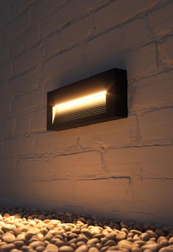 Applique LED encastrable idéale pour marches corten et escalier extérieur