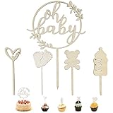 4. Une décoration festive qui attire tous les regards : combinez le cake topper en bois avec des ballons, des bougies et des décorations de fête pour une fête de révélation du sexe ou une baby shower inoubliable. Créez immédiatement une ambiance de fête !