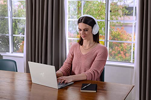 Razer Opus X - Cuffie Wireless a Bassa Latenza con Tecnologia ANC (Bluetooth 5.0, Connessione a Bassa Latenza a 60 ms, Driver da 40 mm con Calibrazione Personalizzata) Bianco - Immagine 1