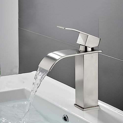 Grifo de lavabo tipo cascada para renovar baños modernos con encanto 6
