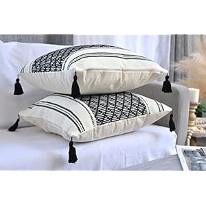 Blackandwhitepillowcoverswithtassels18x18inchsetof2outdoororindoormidcenturymoderndecorativeretroplaidfarmhousewovenpillowcasesbohoaccentpatiocushioncovers  Urban Country Home Decor Black and white pillow covers with tassels 18×18 inch set of 2 outdoor or indoormid century modern decorative retro plaid farmhouse woven pillow casesboho accent patio cushion covers  urban country home decor