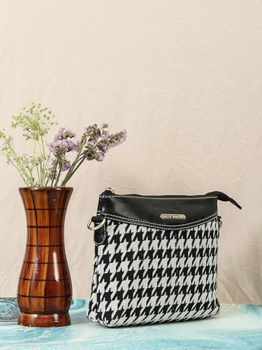 Image of Bagsy Malone Affascinante Eleganza Sling Bag-Black&White