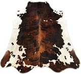 Kuhfelle Online & Nomad Echtes Kuhfell Teppich – Rinderfell Natur/Braun-Weiß Tricolor – Premium Qualität, weich & langlebig – Dekofell für Wohnzimmer, Schlafzimmer & Büro (XL: 230 x 200 cm)