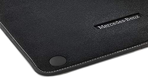 Tapis de sol Mercedes Classe B W247 en velours noir et finition satin beige raffinée